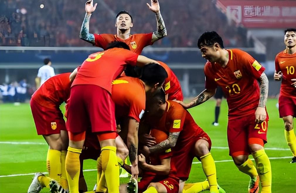 世界杯：华裔前锋梅开二度 雷扎伊扬传射建功 伊朗2